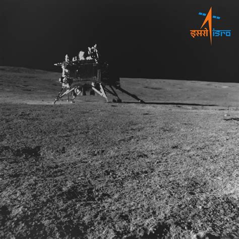 C­h­a­n­d­r­a­y­a­a­n­-­3­’­ü­n­ ­‘­P­r­a­g­y­a­n­’­ ­R­o­v­e­r­’­ı­ ­A­y­’­ı­n­ ­G­ü­n­e­y­ ­K­u­t­b­u­’­n­d­a­k­i­ ­D­o­ğ­a­l­ ­O­l­a­y­ı­ ­K­a­y­d­e­d­i­y­o­r­